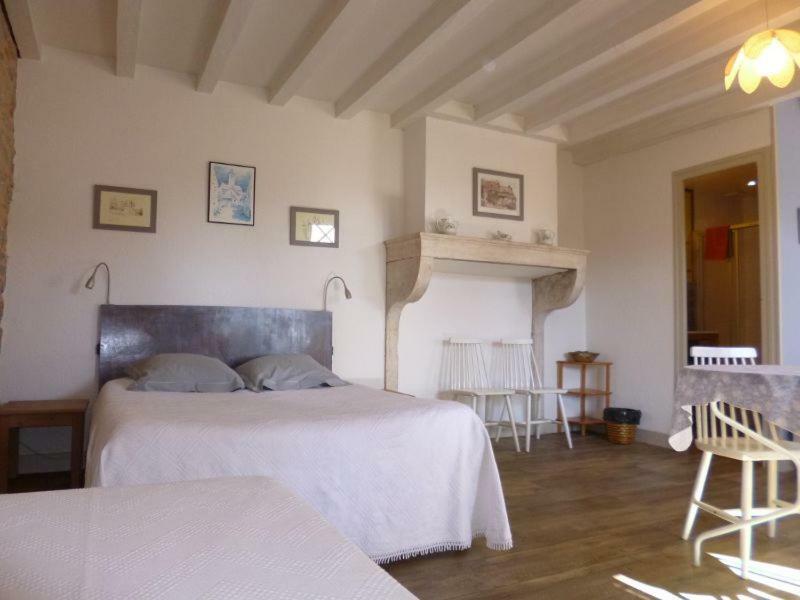 Bed and Breakfast Chez Sylvie Et Thierry Royer Экстерьер фото